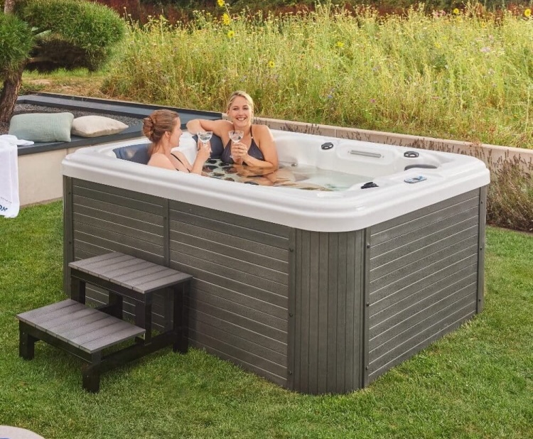 Jacuzzi LAGUNA