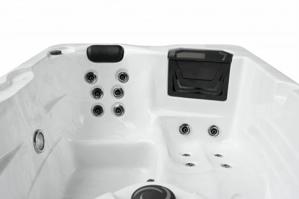 SPA56_05.jpg