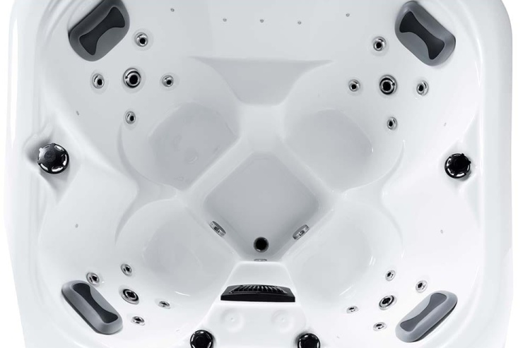 jacuzzi 4 os243s.jpg