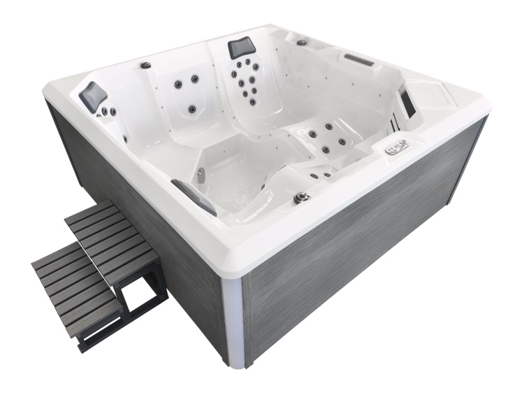 ROVNIJ JACUZZI 5 s.jpg