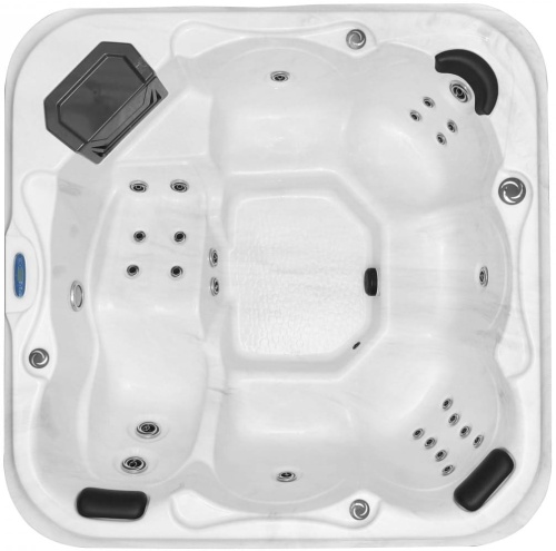 Tirol jacuzzi hero.jpg